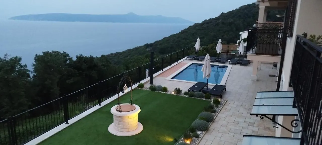 Apartments Villa Elma Moscenicka Draga Homestay